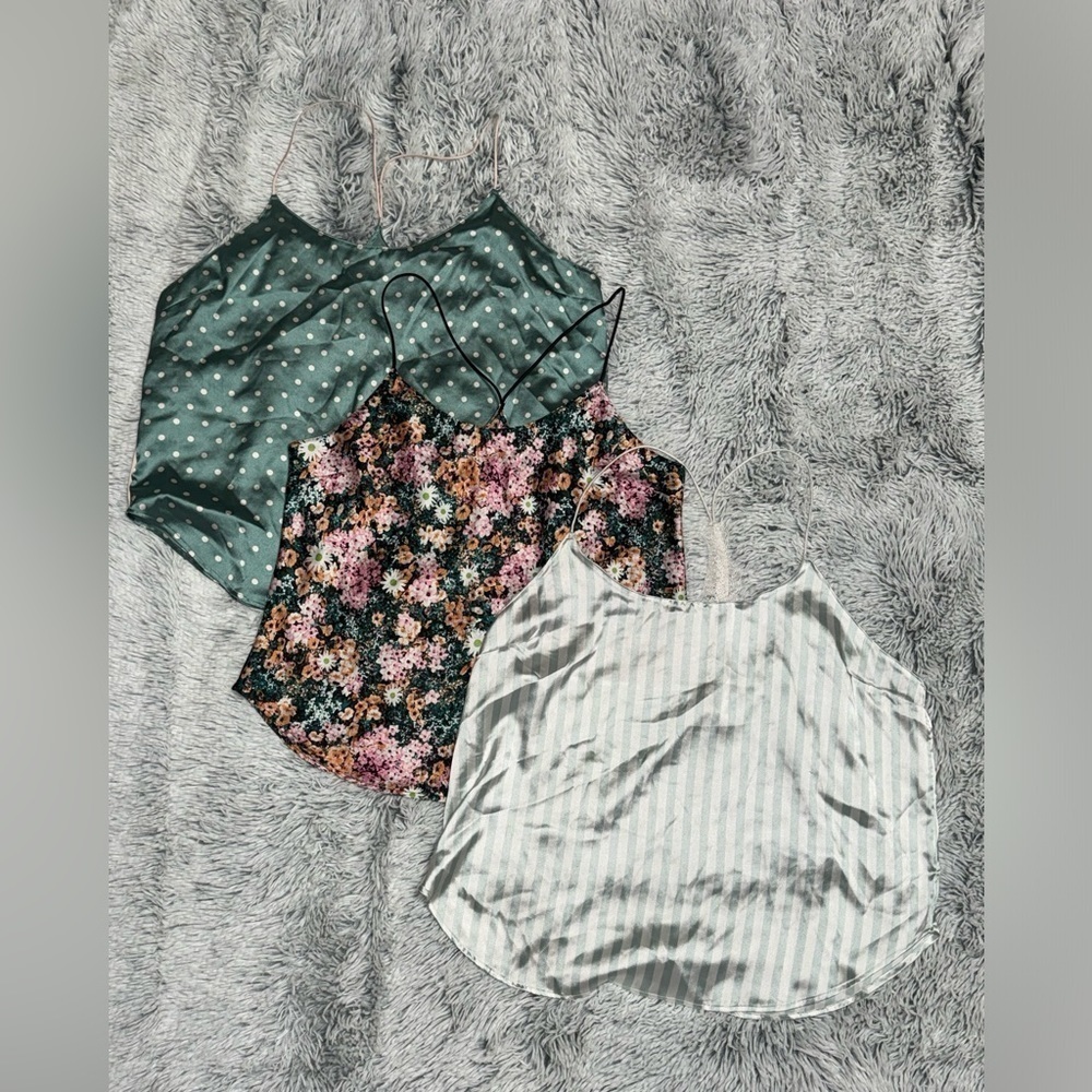BUNDLE Victoria's Secret Floral / Stripe/ Polka-Dot sleep tank tops Size L & XL